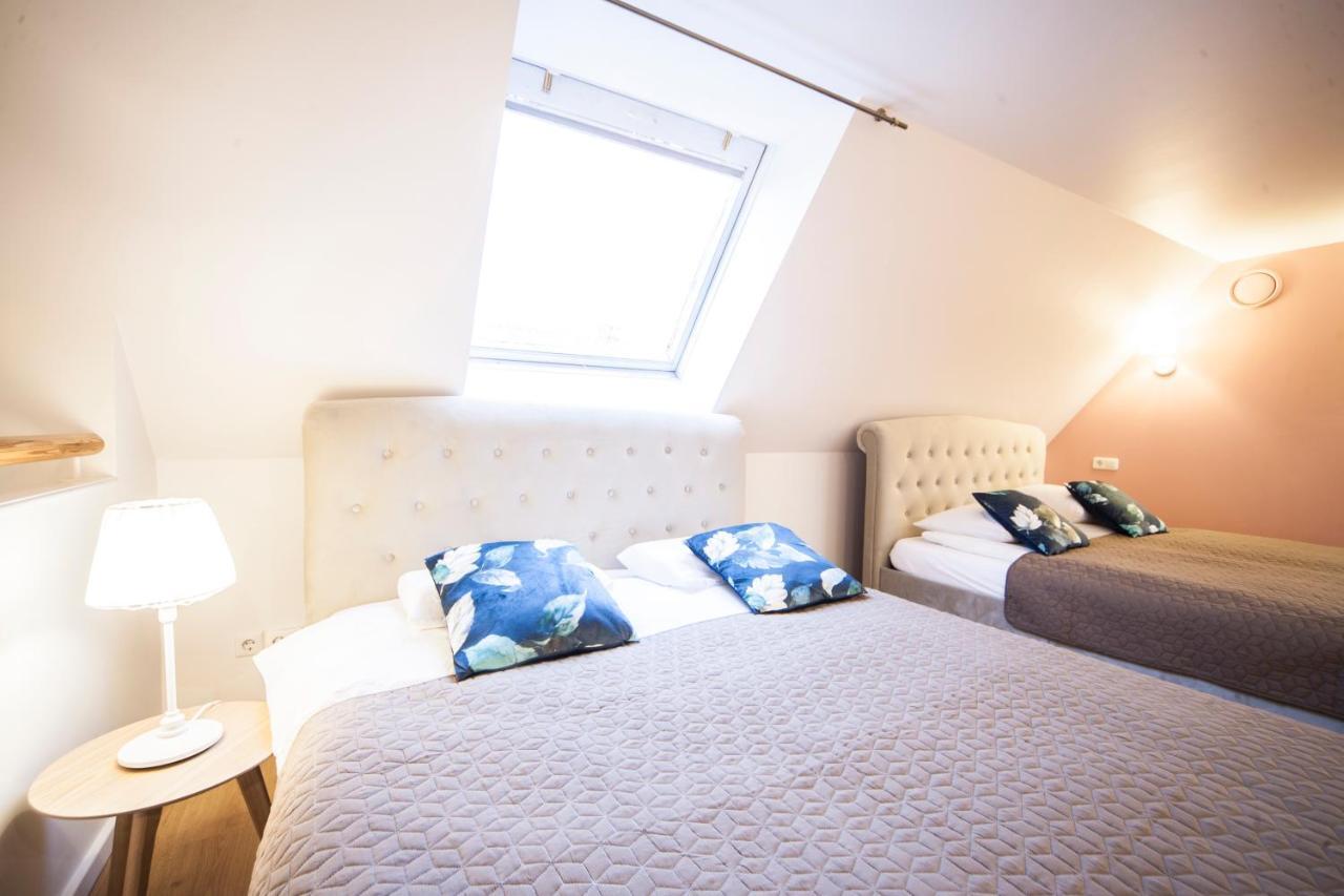 2 Level Apartments In Old Town Riga Luaran gambar